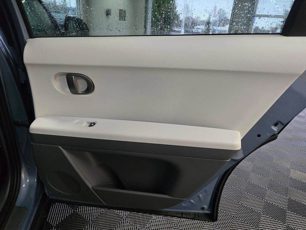 New 2026 Hyundai Ioniq 5 SEL image 41