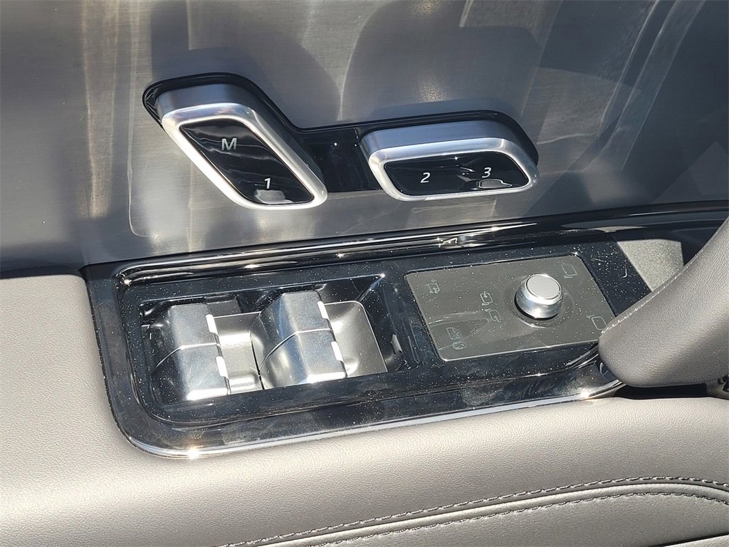 New 2025 Land Rover Range Rover Sport Dynamic SE image 11