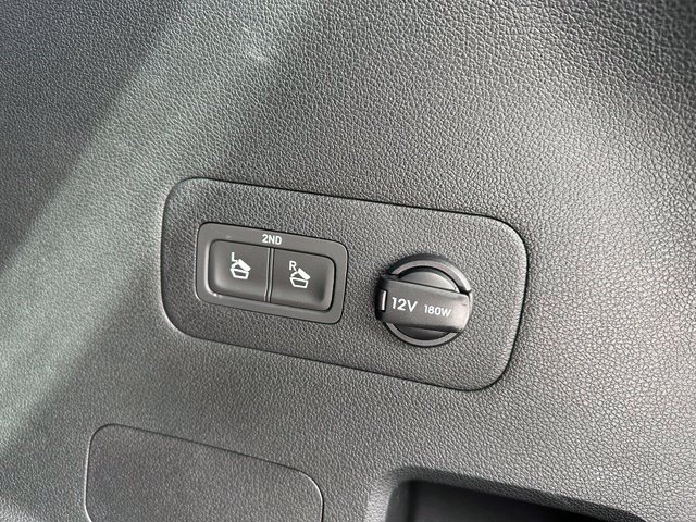 Used 2022 Hyundai Santa Fe Limited AWD/4WD image 13