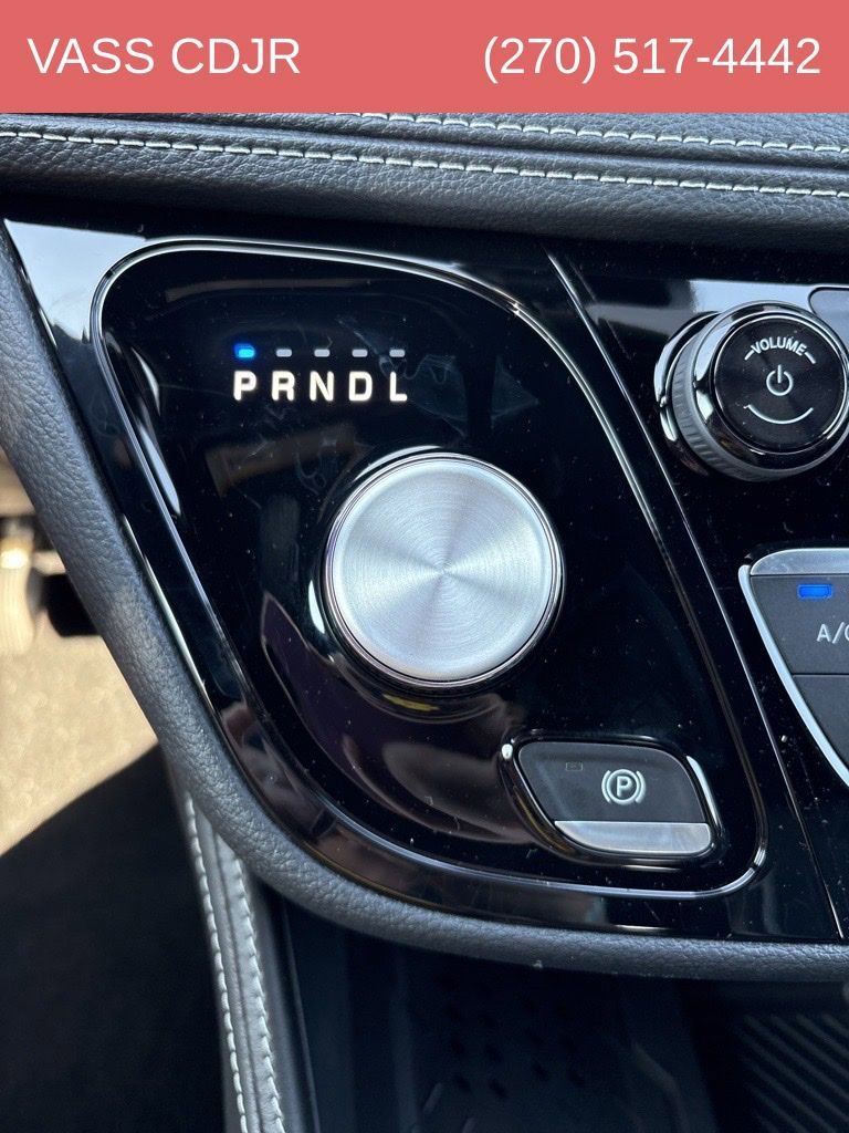 New 2026 Chrysler Pacifica Limited w/ S Appearance Package image 23