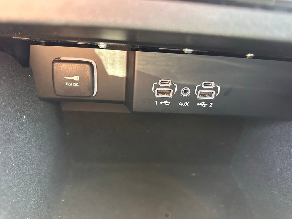 Used 2024 Jeep Wagoneer L 4WD image 33