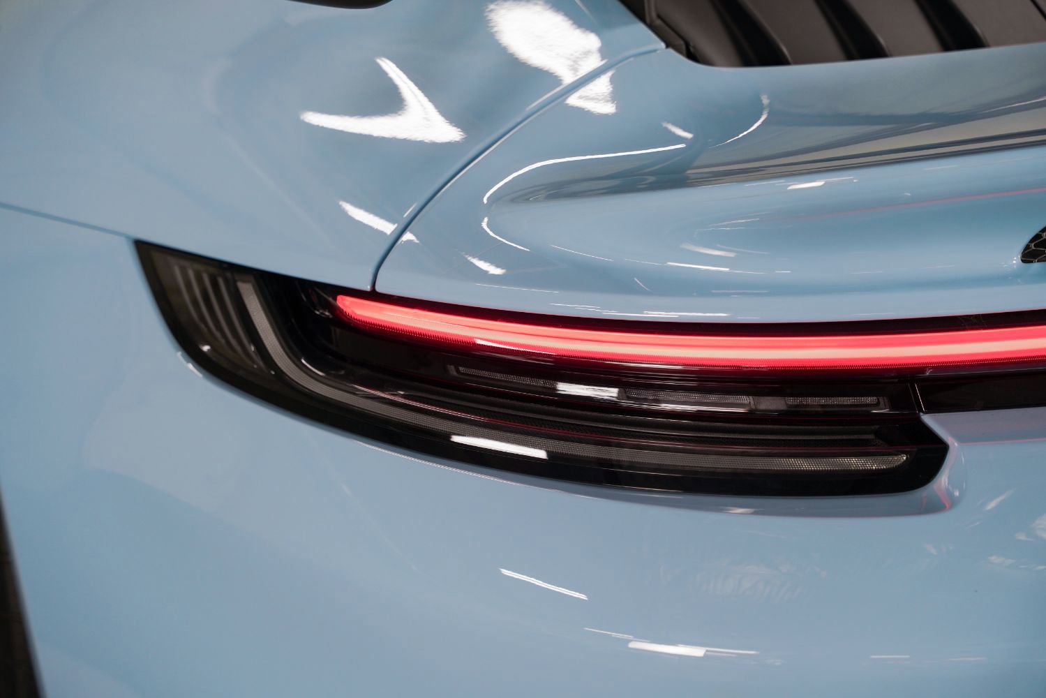 Used 2022 Porsche 911 GT3 RWD image 17
