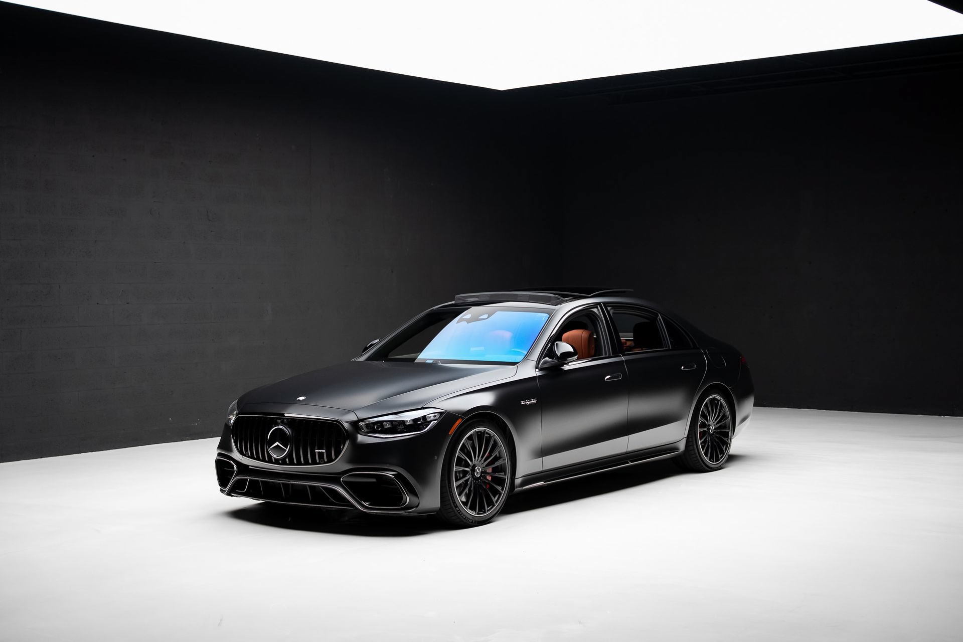 Used 2025 Mercedes-Benz S 63 AMG S image 4