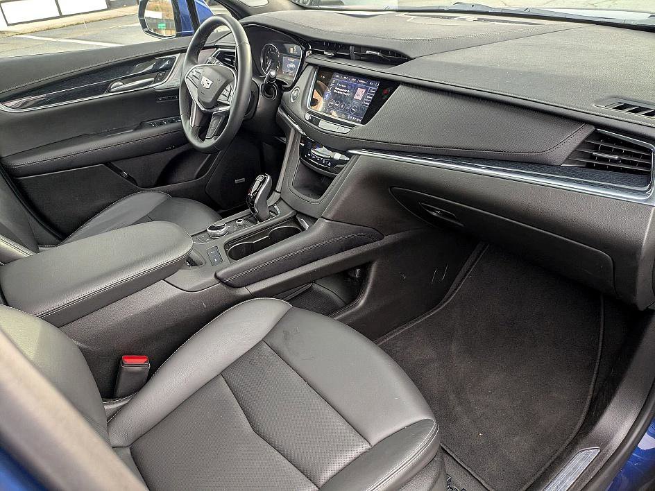 Certified 2025 Cadillac XT5 Premium Luxury image 34