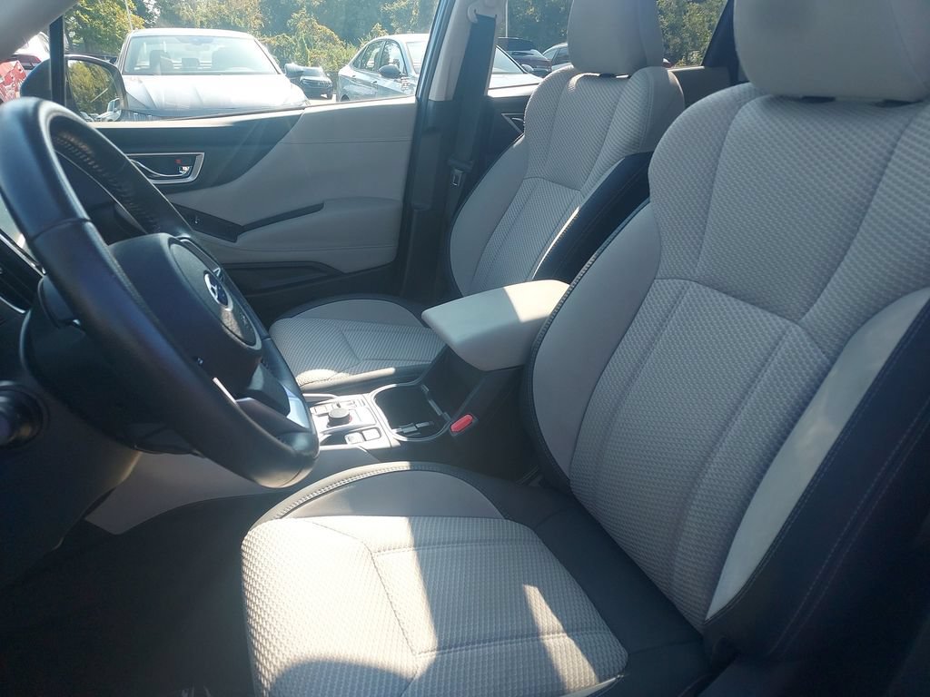 Used 2019 Subaru Forester Premium AWD/4WD image 28