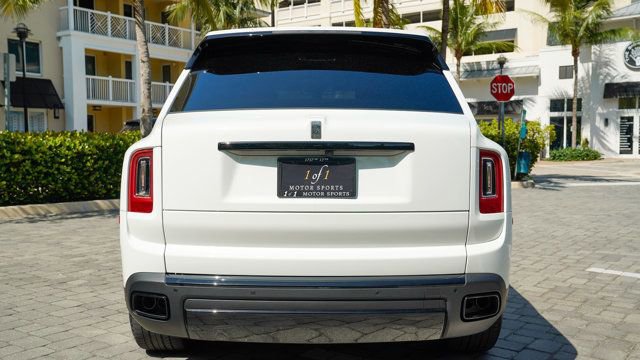 Used 2024 Rolls-Royce Cullinan Sport Utility image 29