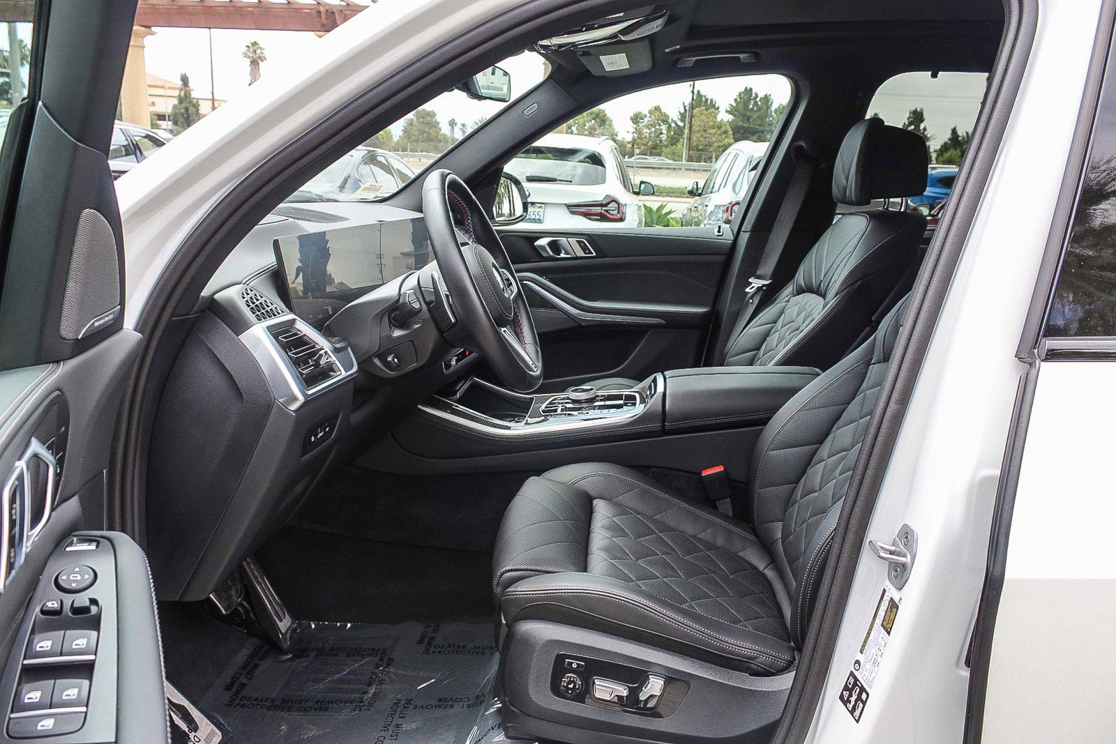 Used 2025 BMW X5 M60i image 17