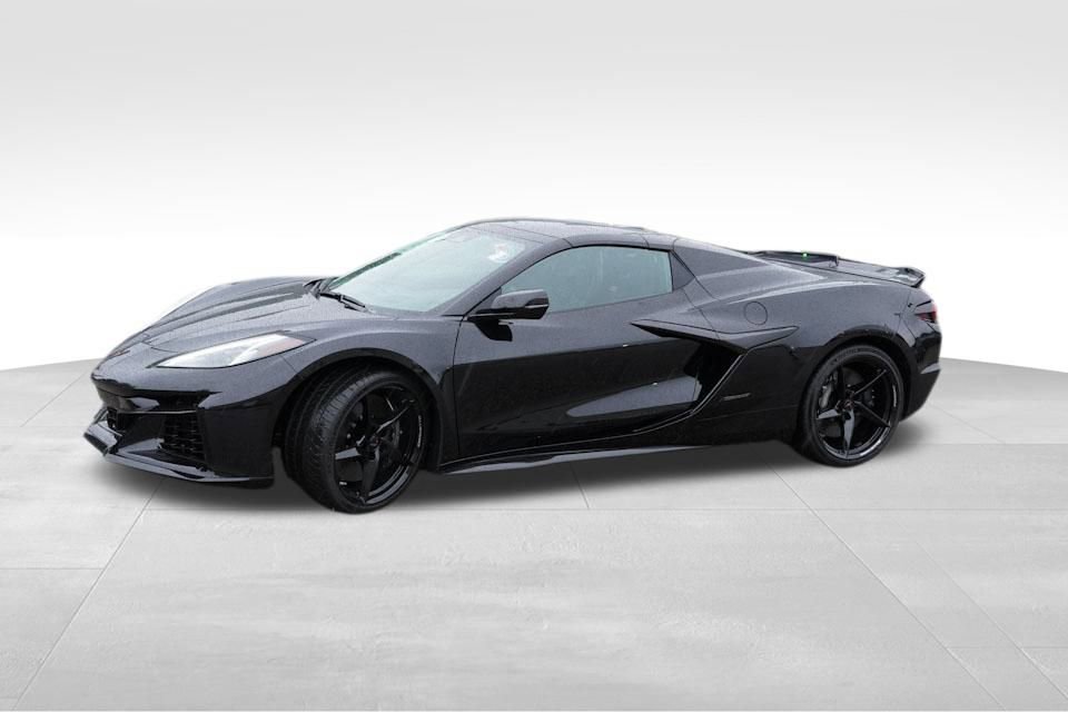 New 2025 Chevrolet Corvette E-Ray w/ LPO, Roadside Safety Package image 11