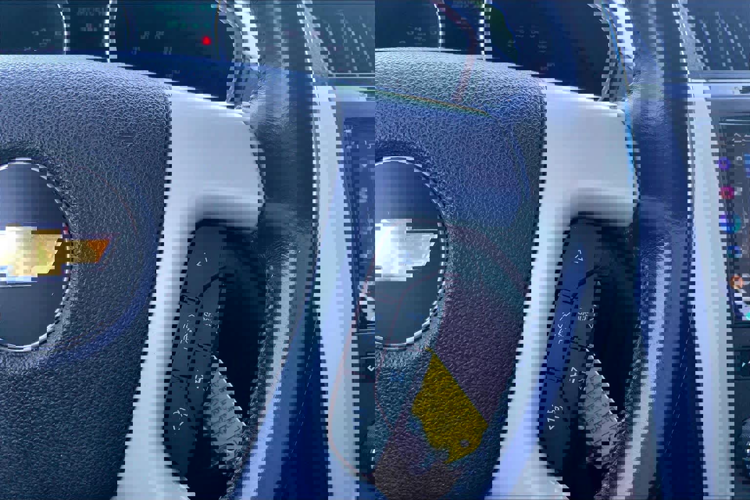 Used 2012 Chevrolet Traverse LT AWD/4WD image 24