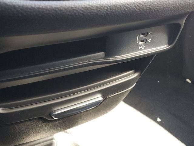 New 2026 Chrysler Pacifica Select w/ S Appearance Package FWD image 30