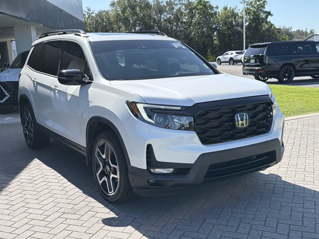 Used 2023 Honda Passport Elite image 7