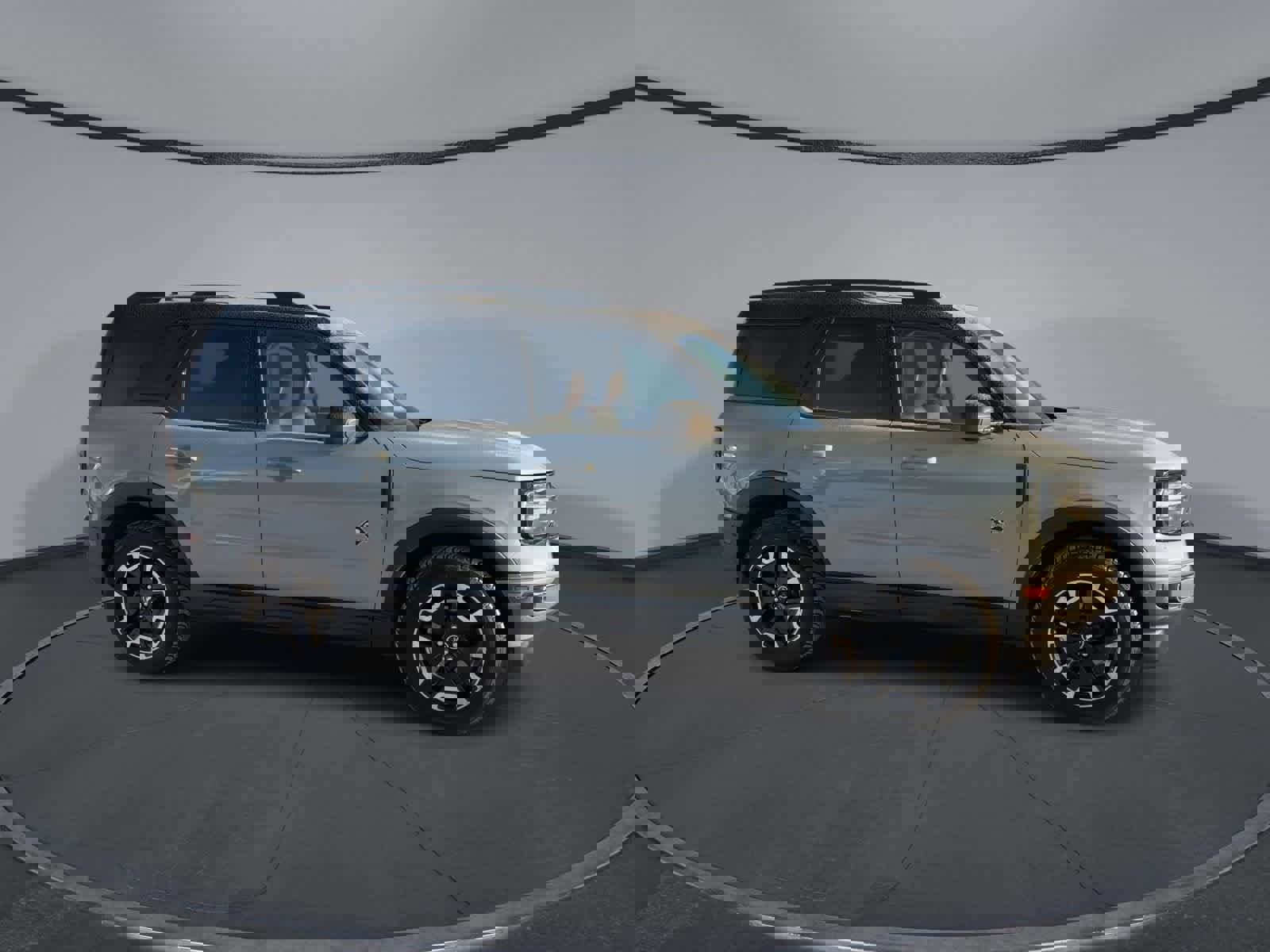 Used 2021 Ford Bronco Sport Outer Banks w/ Outer Banks Package (96D) image 9
