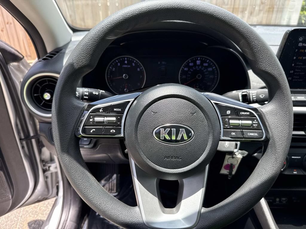 Used 2021 Kia Forte LXS FWD image 40