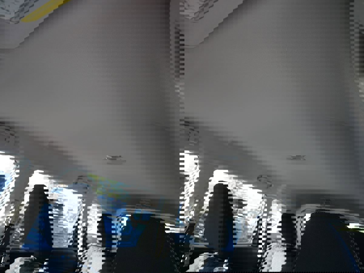 Used 2018 Nissan Rogue S image 11