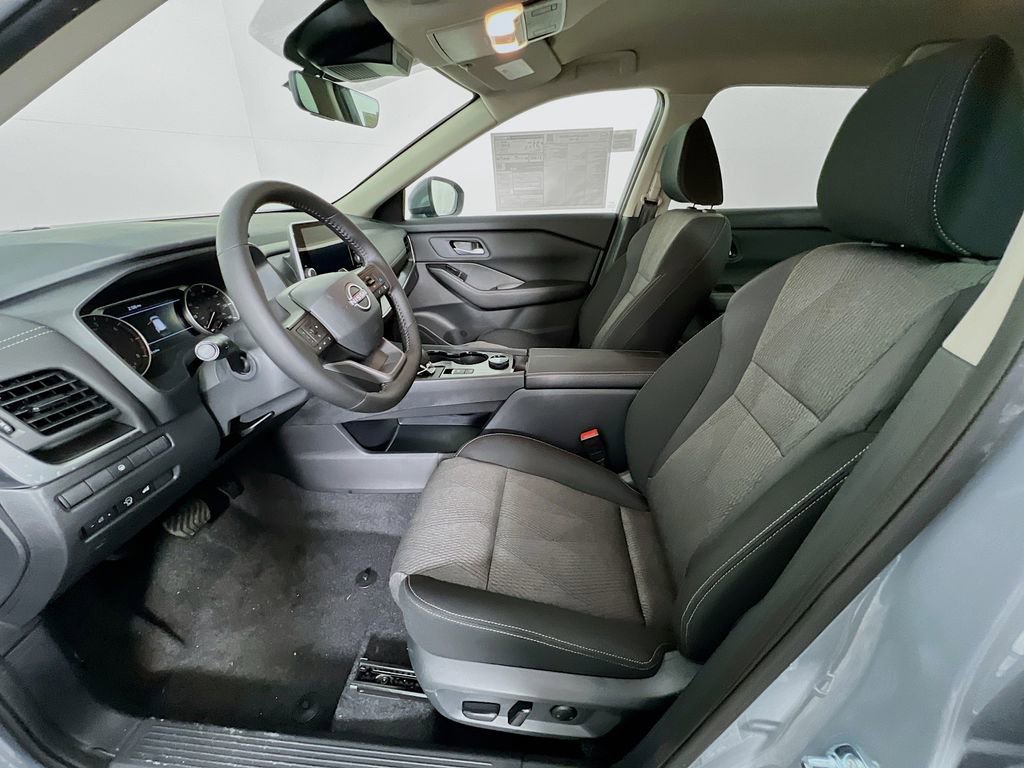 New 2026 Nissan Rogue SV w/ Cold Weather Package image 18