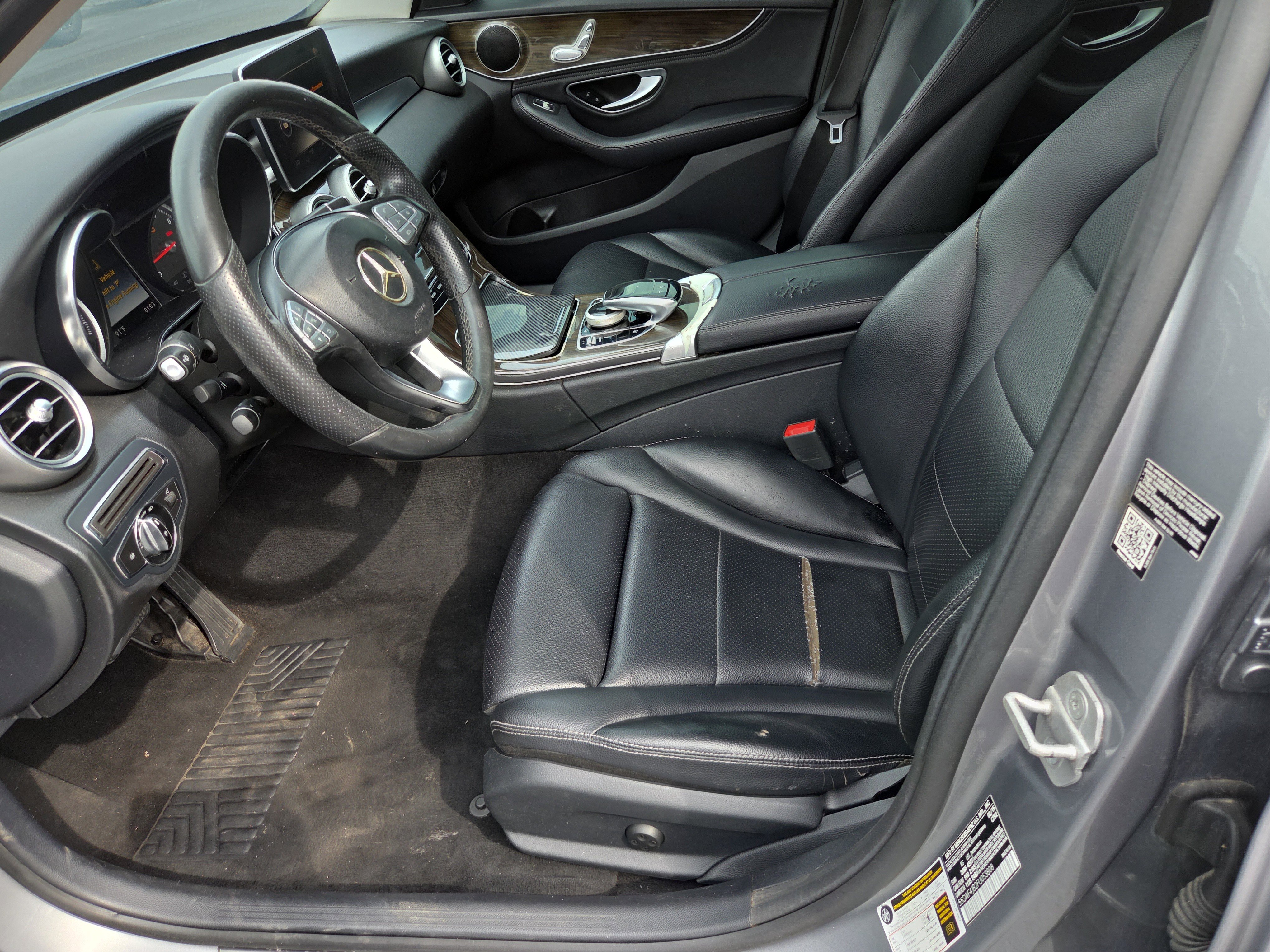 Used 2015 Mercedes-Benz C 300 Sedan image 10