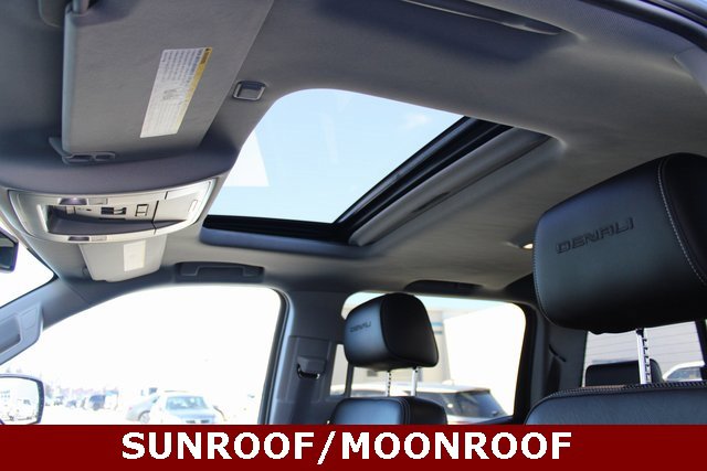 Used 2015 GMC Sierra 1500 Denali w/ Driver Alert Package image 18