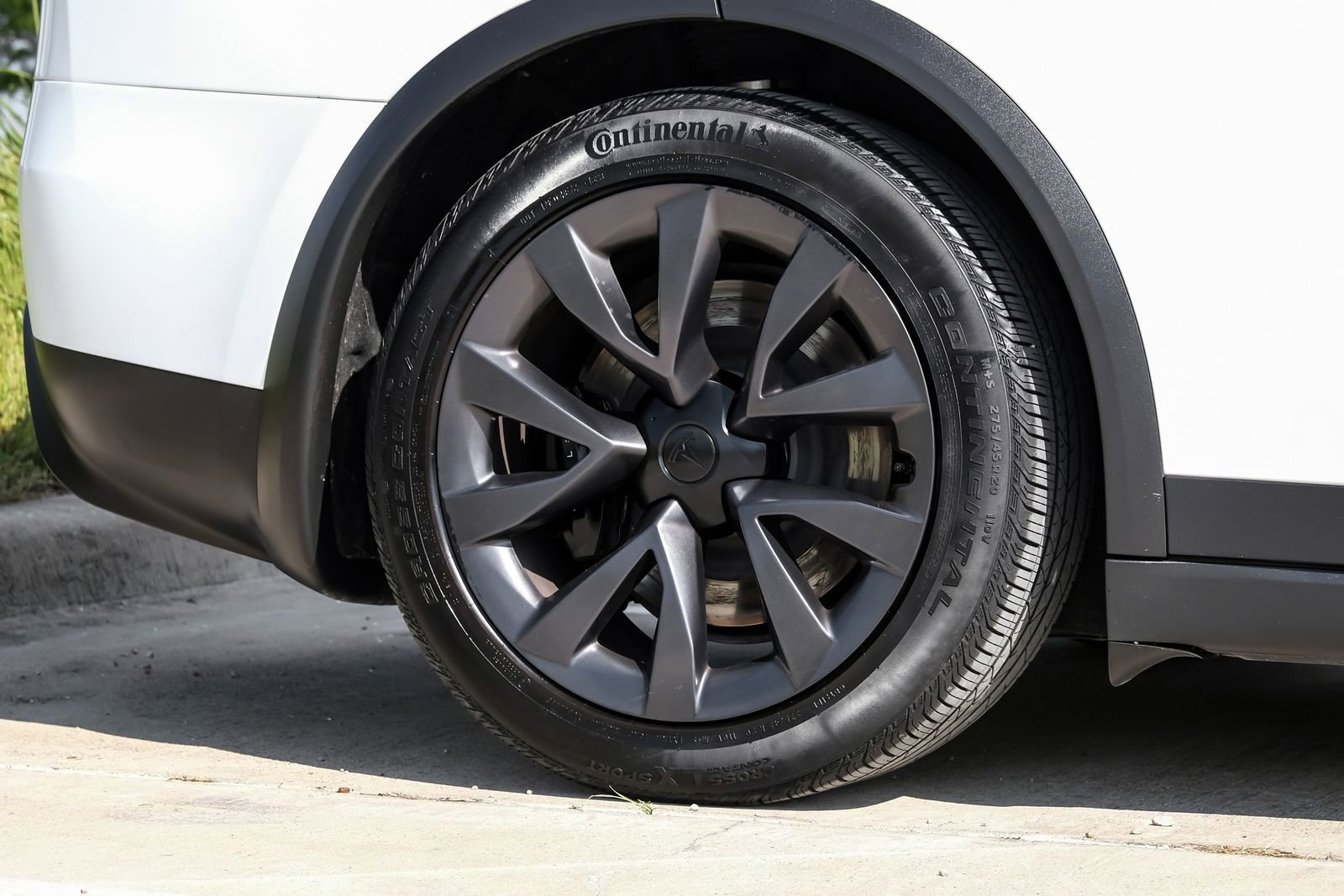 Used 2024 Tesla Model X AWD/4WD image 47