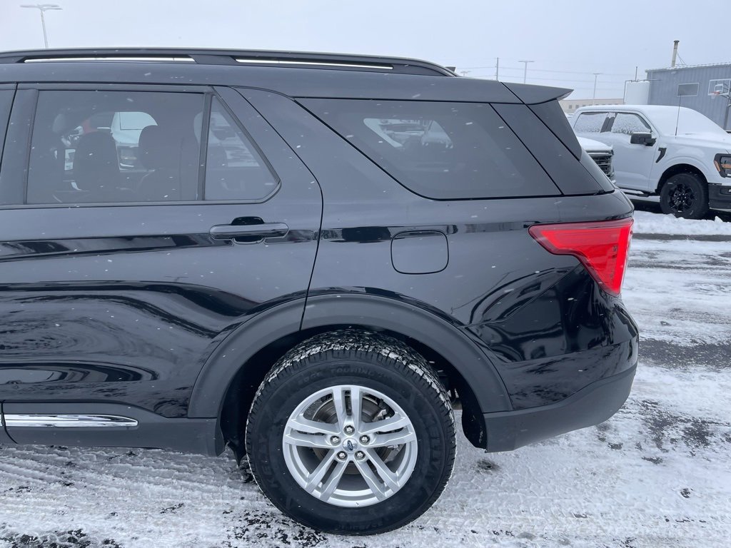 Used 2023 Ford Explorer XLT w/ Equipment Group 202A image 39