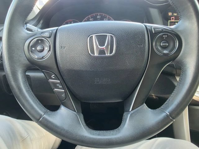 Used 2014 Honda Accord Sport image 10