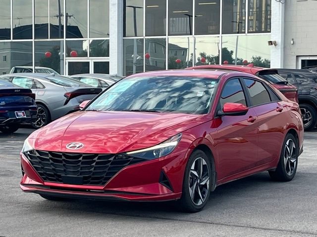 Used 2023 Hyundai Elantra SEL w/ Convenience Package FWD image 5