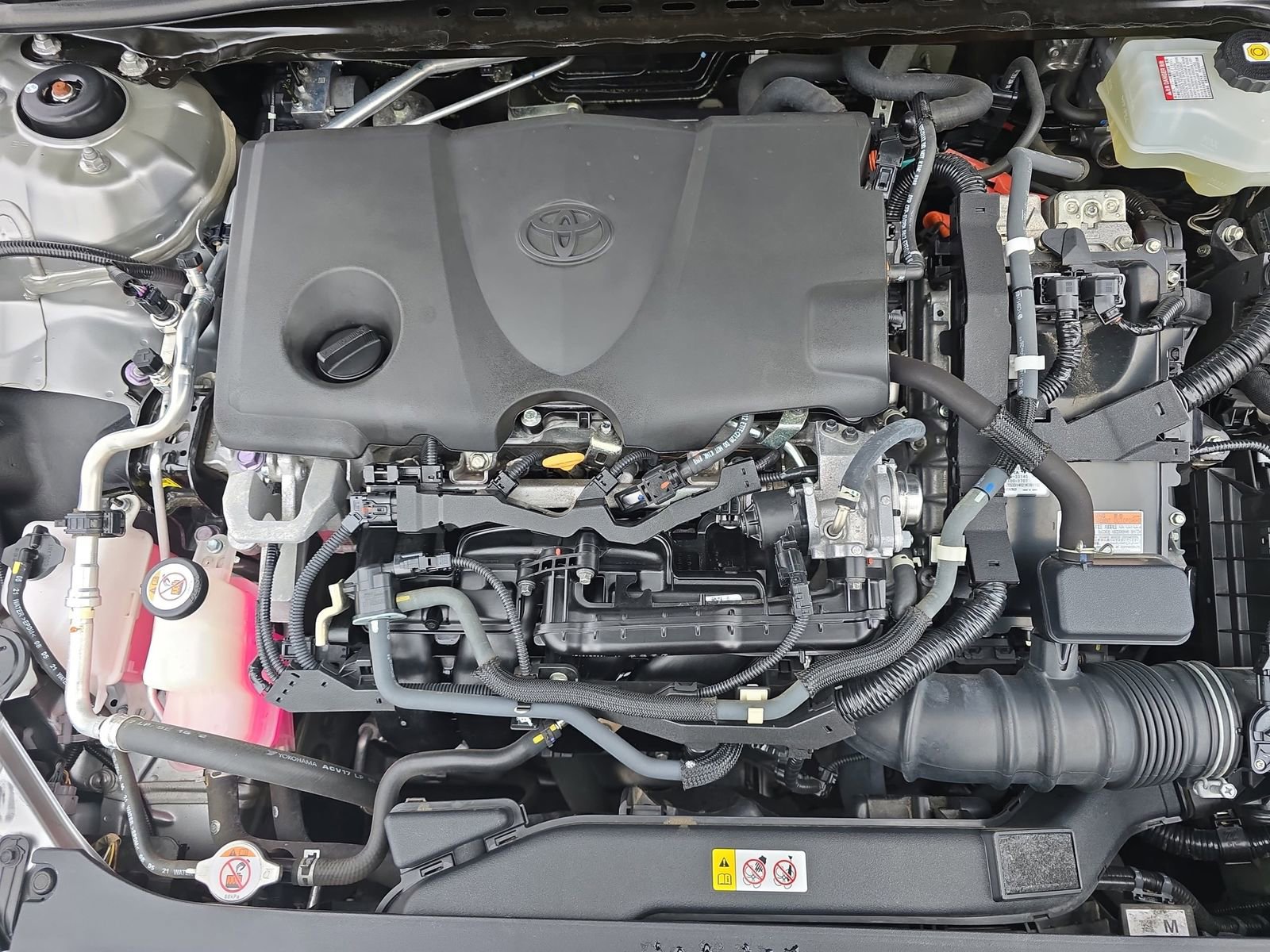 Used 2022 Toyota Camry XLE image 34