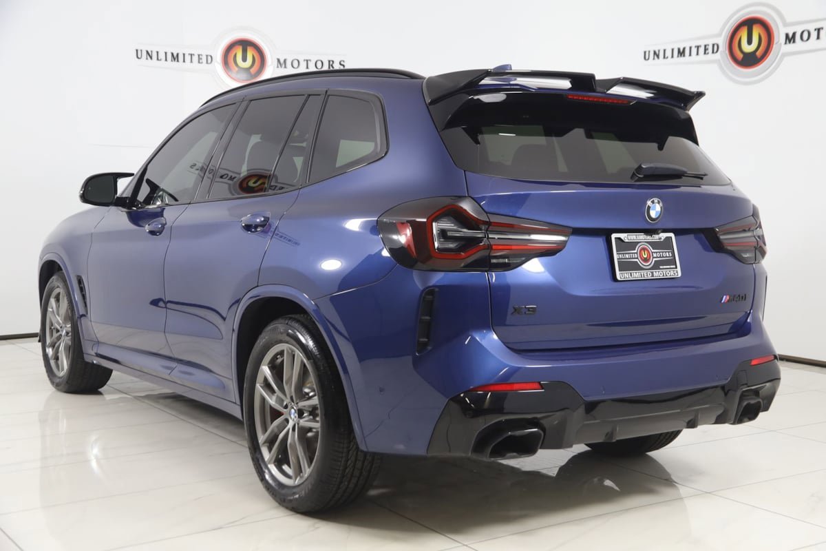 Used 2023 BMW X3 M40i image 4