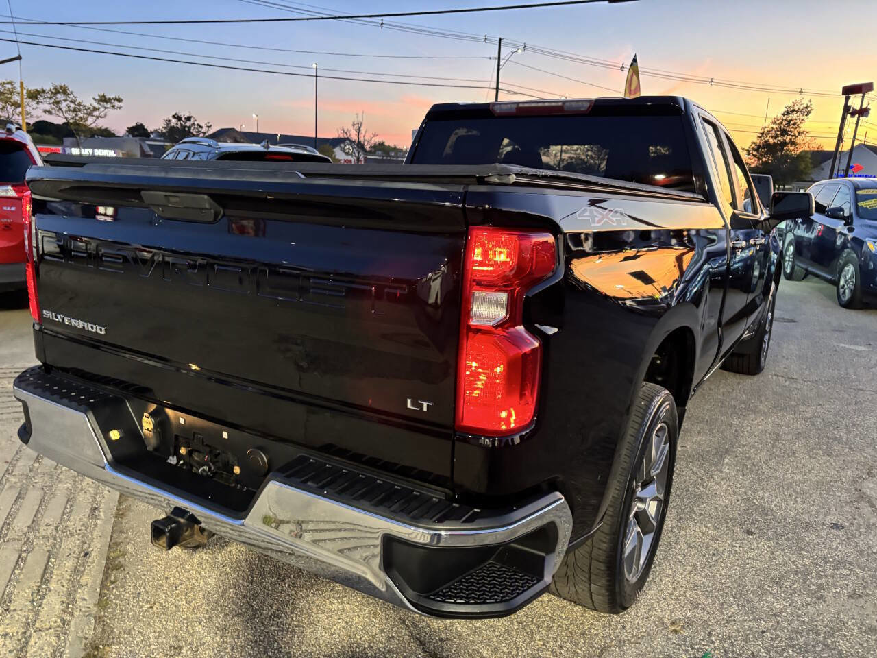 Used 2019 Chevrolet Silverado 1500 LT w/ All-Star Edition image 4