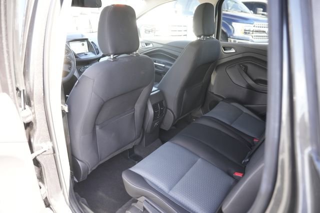 Used 2019 Ford Escape SE image 11