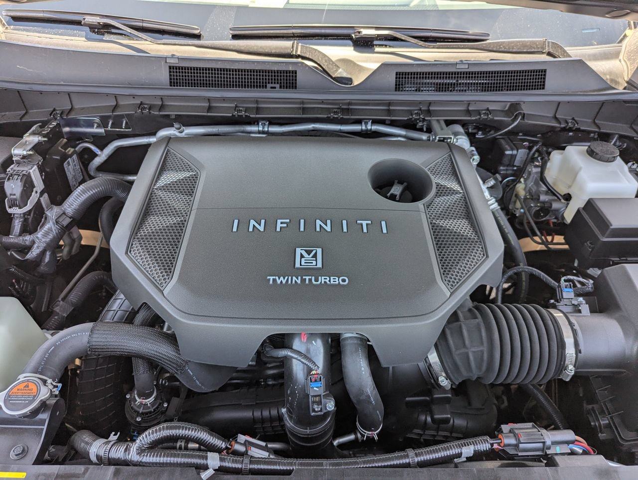 New 2027 INFINITI QX80 Sensory w/ Sport Exterior Package AWD/4WD image 10