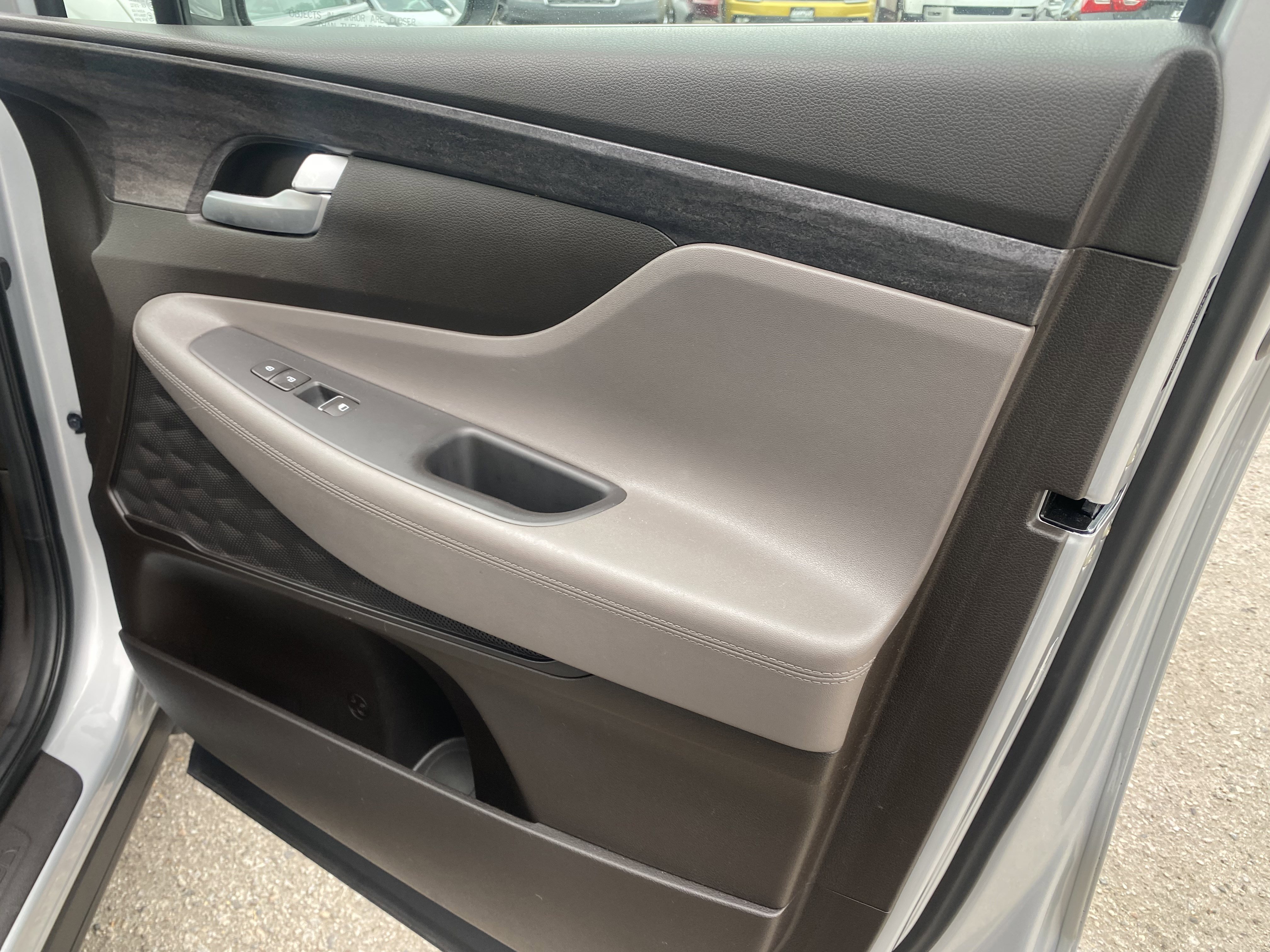 Used 2019 Hyundai Santa Fe SE FWD image 20