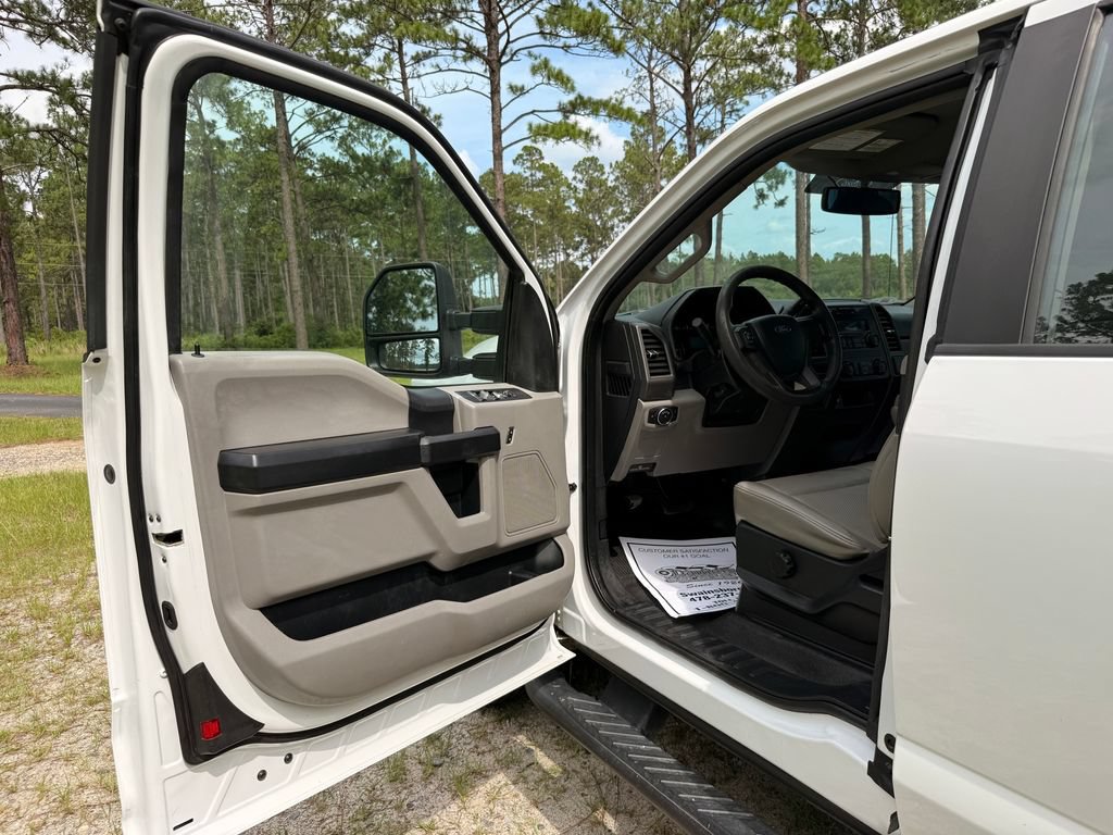 Used 2019 Ford F250 XL w/ Power Equipment Group RWD image 12