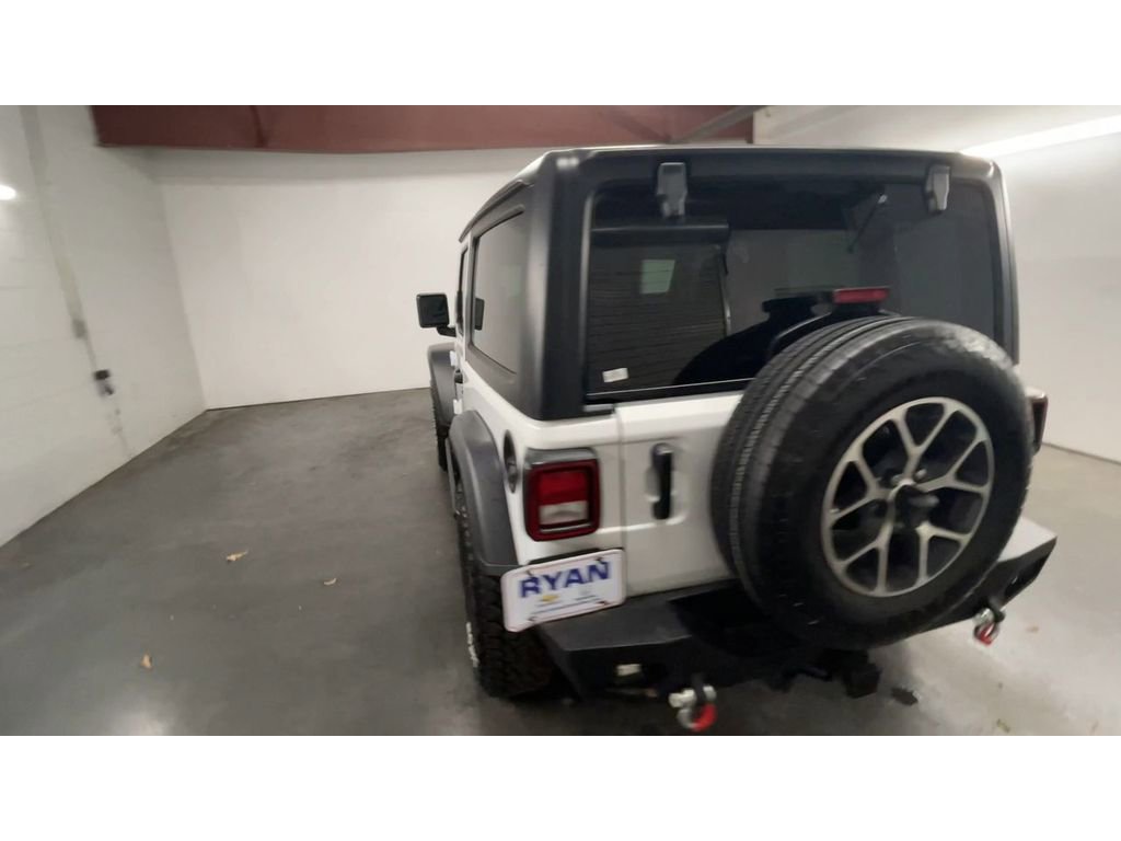 Used 2024 Jeep Wrangler Sport S image 7
