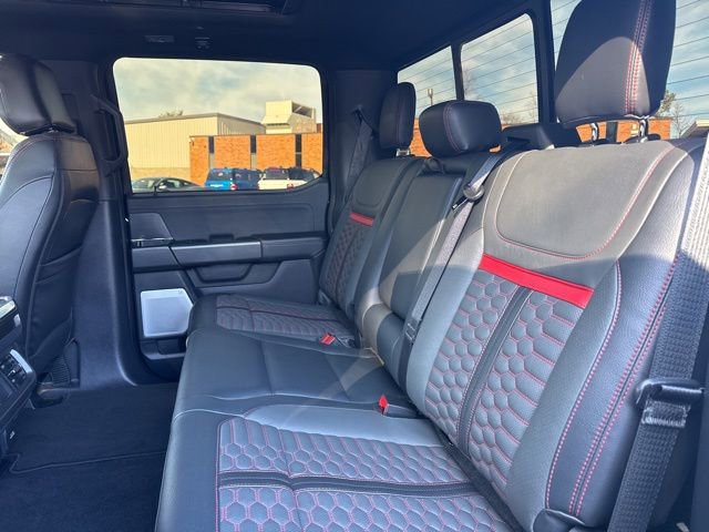 Used 2025 Ford F150 Lariat w/ Equipment Group 502A High image 19