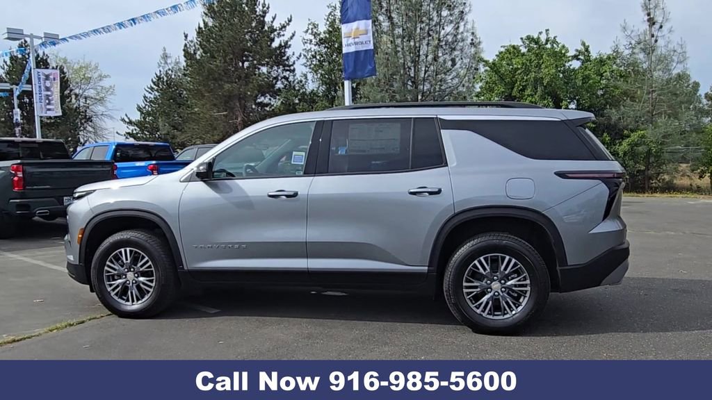 New 2026 Chevrolet Traverse LT w/ Driver Confidence Package image 8