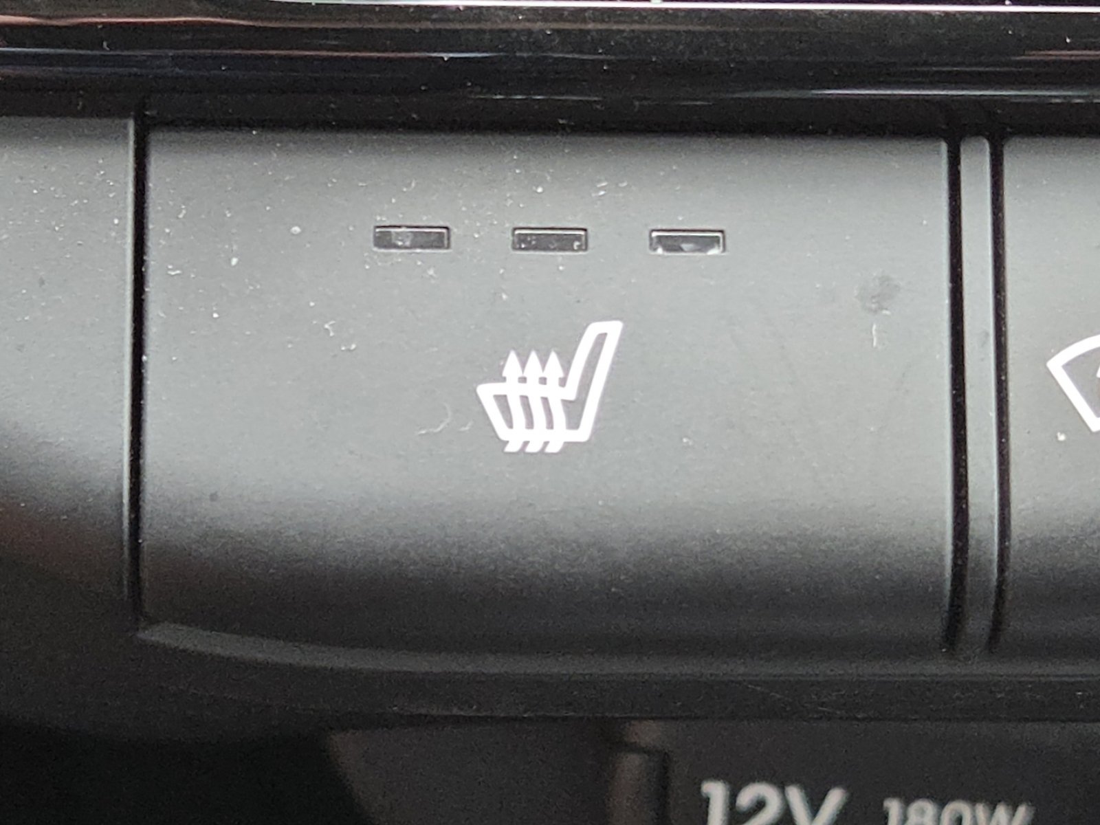 Used 2025 Hyundai Elantra SEL FWD image 6