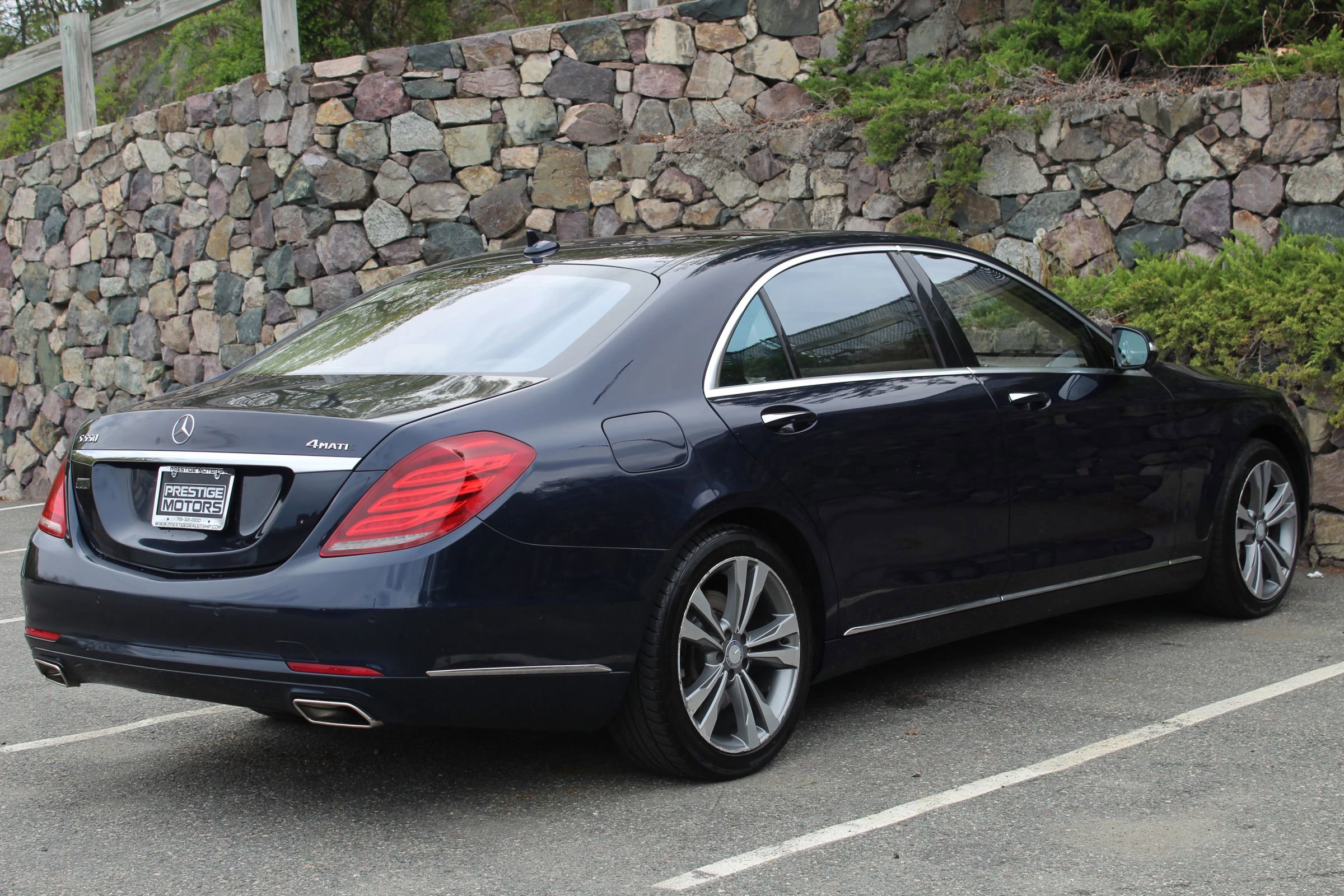 Used 2015 Mercedes-Benz S 550 4MATIC Sedan image 9