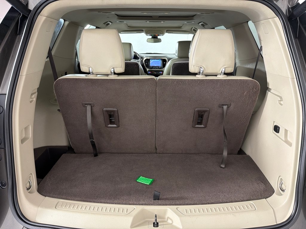 Used 2019 GMC Acadia Denali w/ Technology Package AWD/4WD image 22