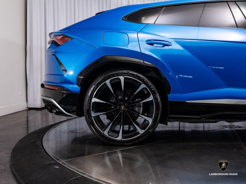 Used 2020 Lamborghini Urus image 15