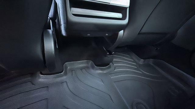 Used 2026 Tesla Model Y Long Range image 23