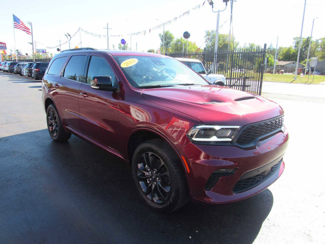 Used 2023 Dodge Durango GT image 4