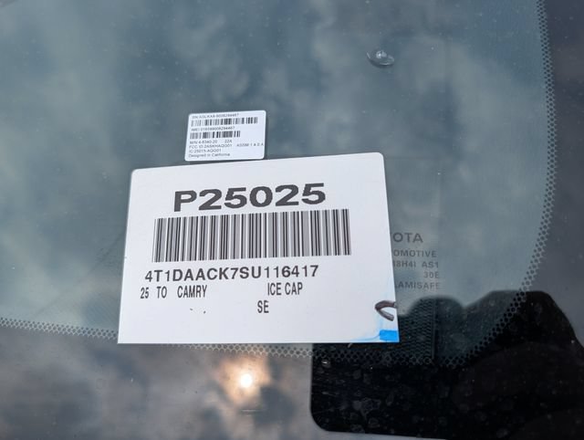 Used 2025 Toyota Camry SE FWD image 35