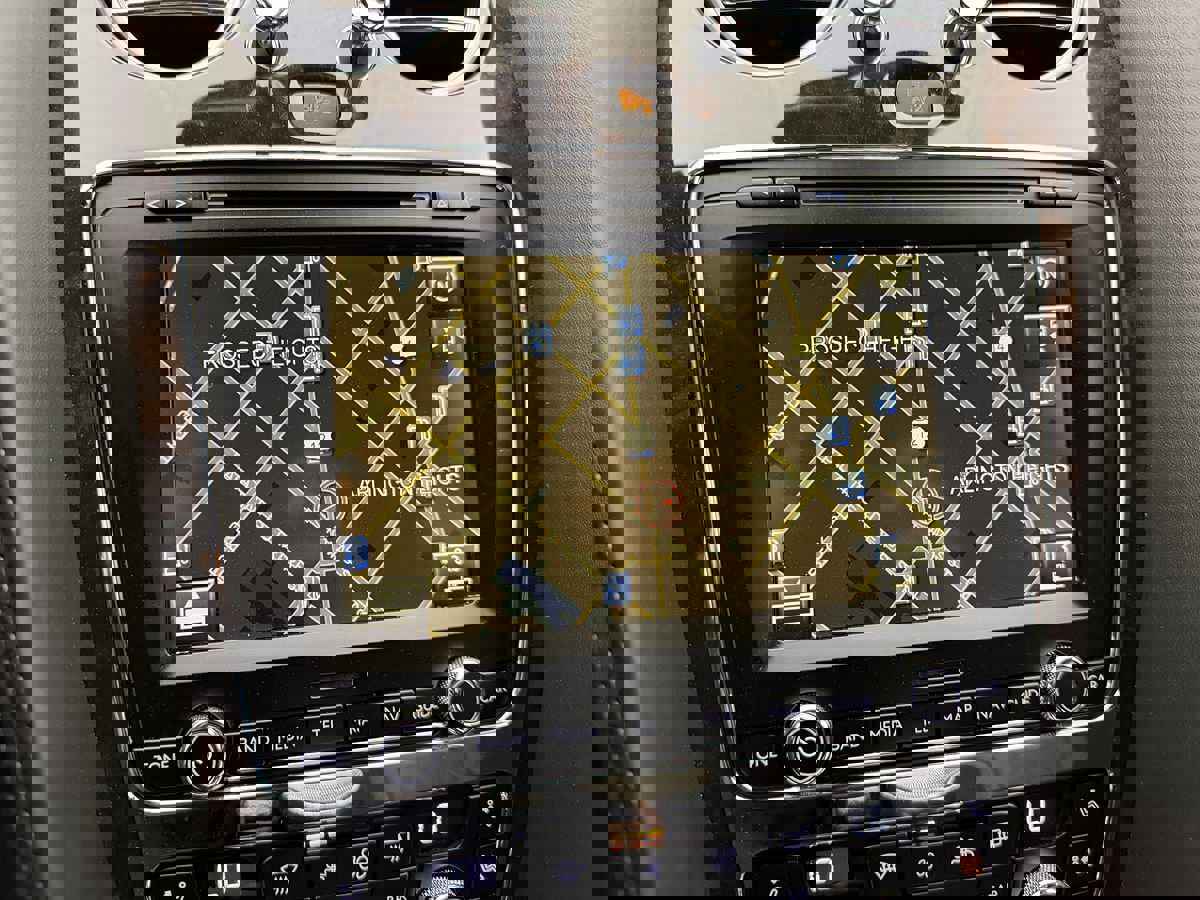 Used 2015 Bentley Flying Spur V8 image 16