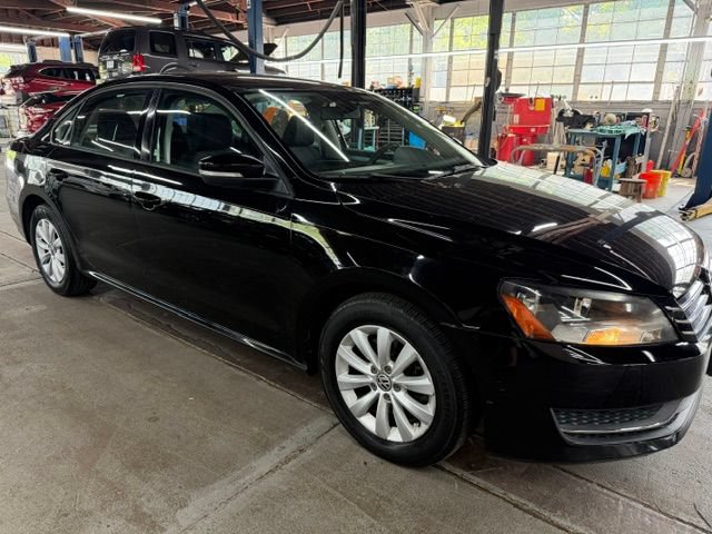 Used 2013 Volkswagen Passat 2.5 S FWD image 5