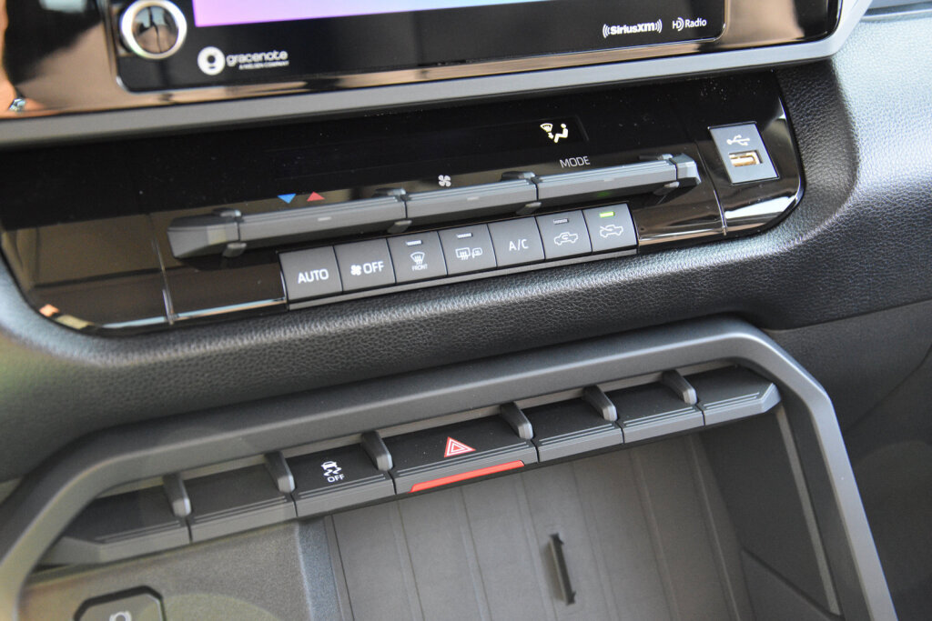 New 2023 Toyota Tundra SR w/ SR Tow Package image 15