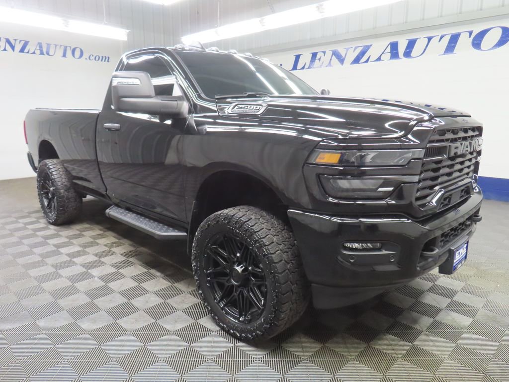 Used 2025 RAM 2500 Big Horn AWD/4WD image 5