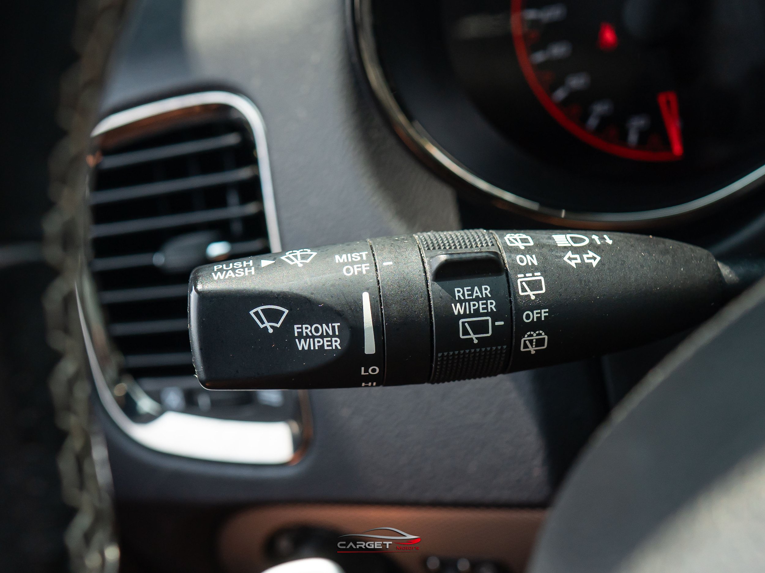 Used 2019 Dodge Durango SRT AWD/4WD image 29