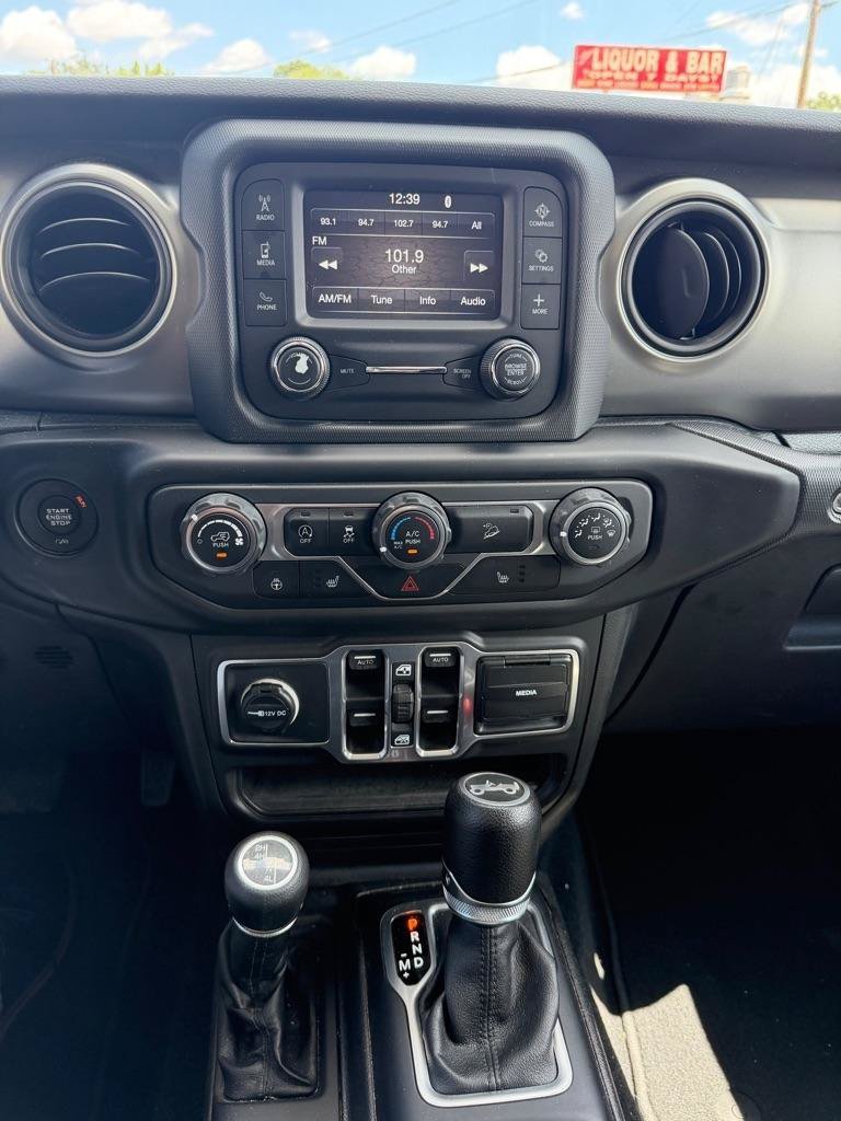 Used 2018 Jeep Wrangler Unlimited Sport S AWD/4WD image 15