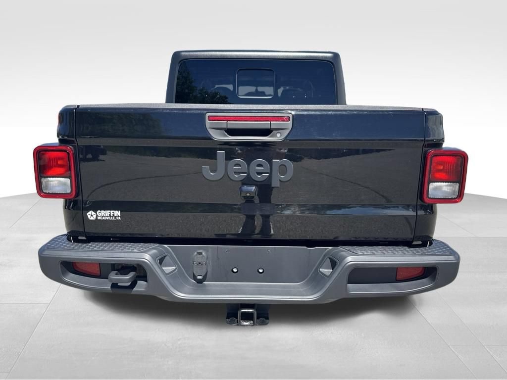 Used 2021 Jeep Gladiator Sport AWD/4WD image 6