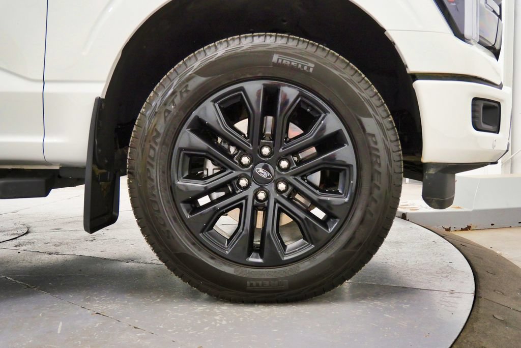 Used 2025 Ford F150 Lariat AWD/4WD image 38